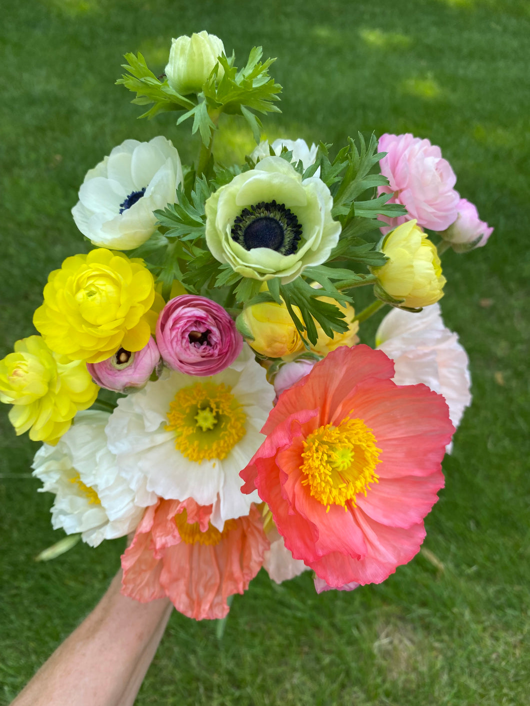 Monthly Spring bouquet subscription